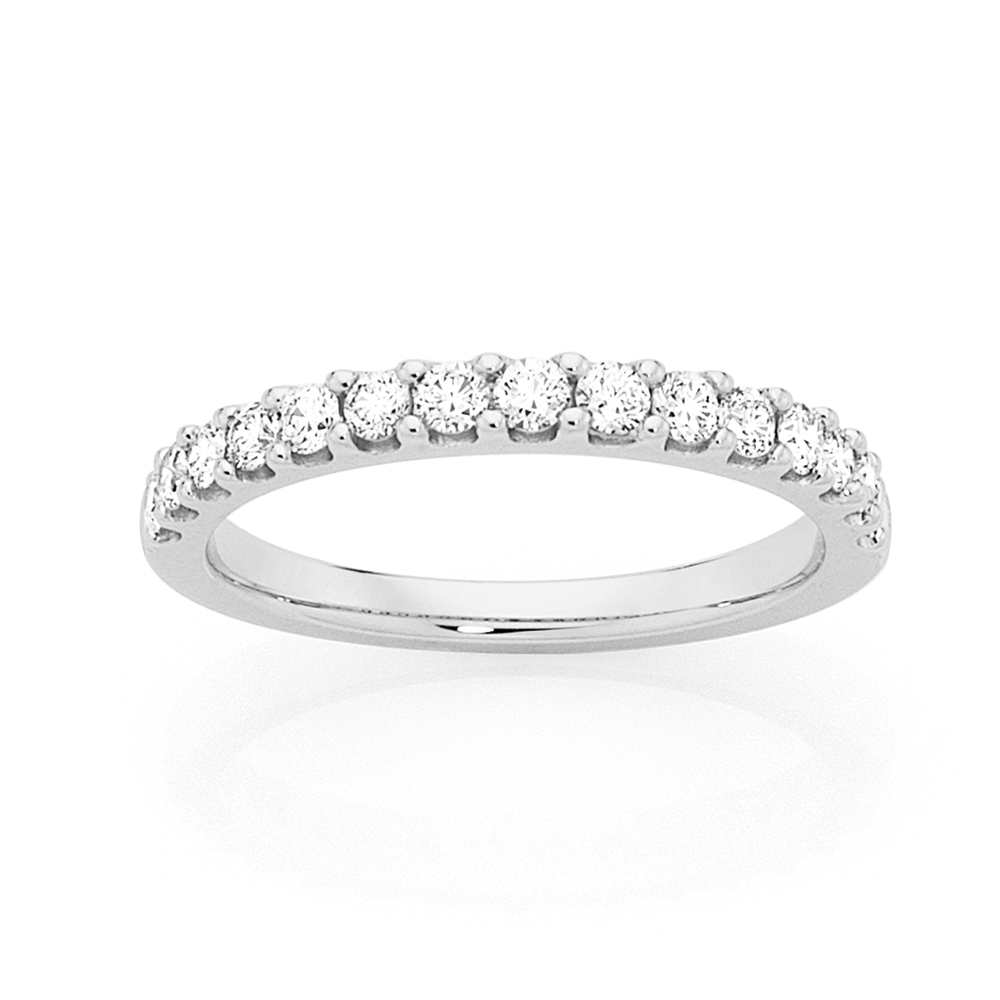 14k white gold clearance band with diamonds